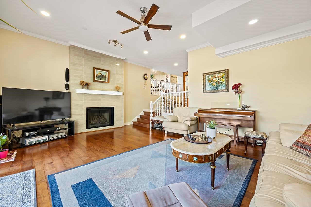 317 Hickey Drive - Coquitlam East Single Family Residence for Sale, 4 Bedrooms (R3013390) #34