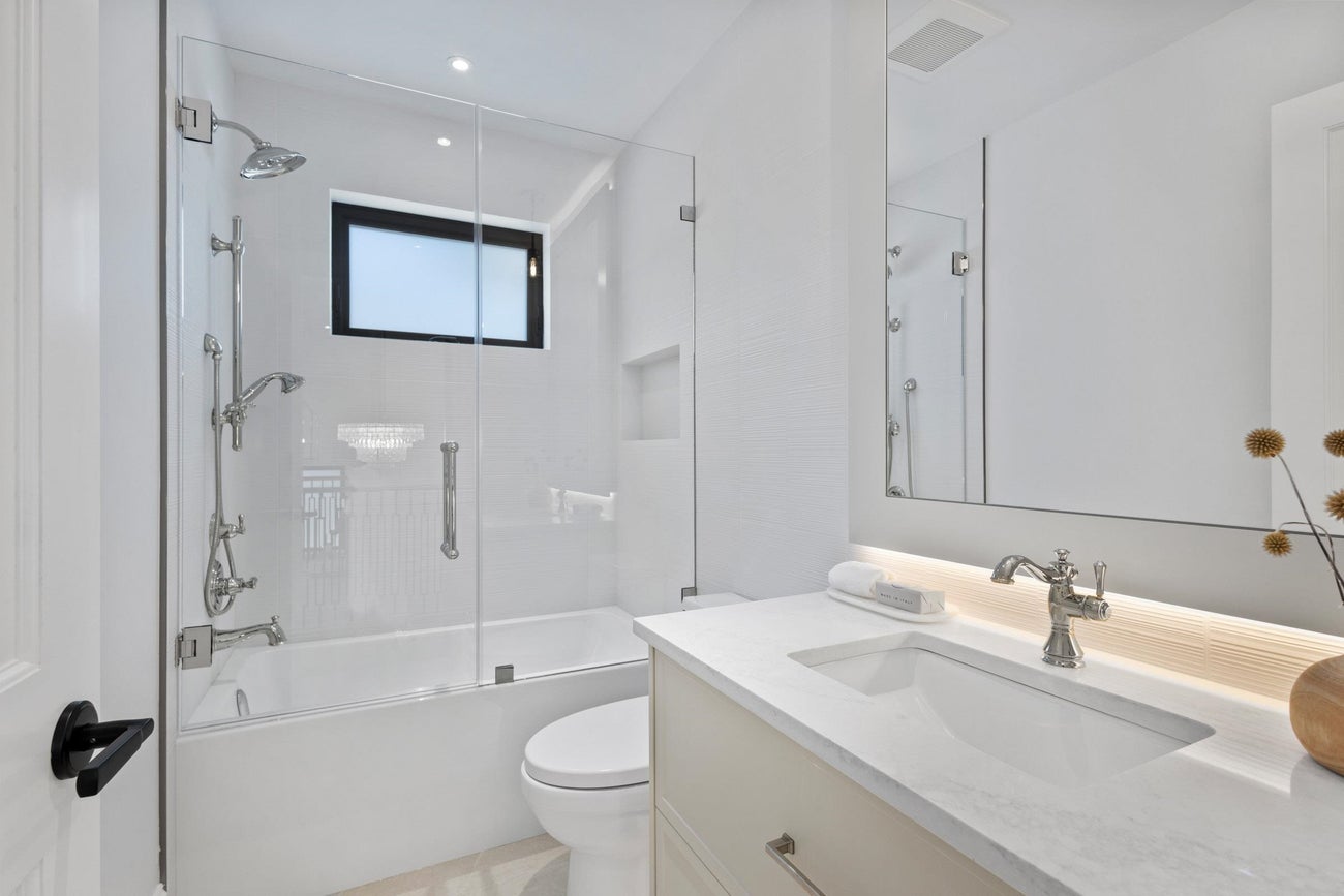 3970 Eton Street - Vancouver Heights Single Family Residence for Sale, 8 Bedrooms (R3013730) #23