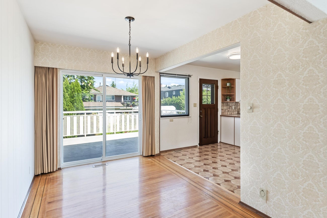 805 Everett Crescent - Sperling-Duthie Single Family Residence for Sale, 4 Bedrooms (R3014346) #11