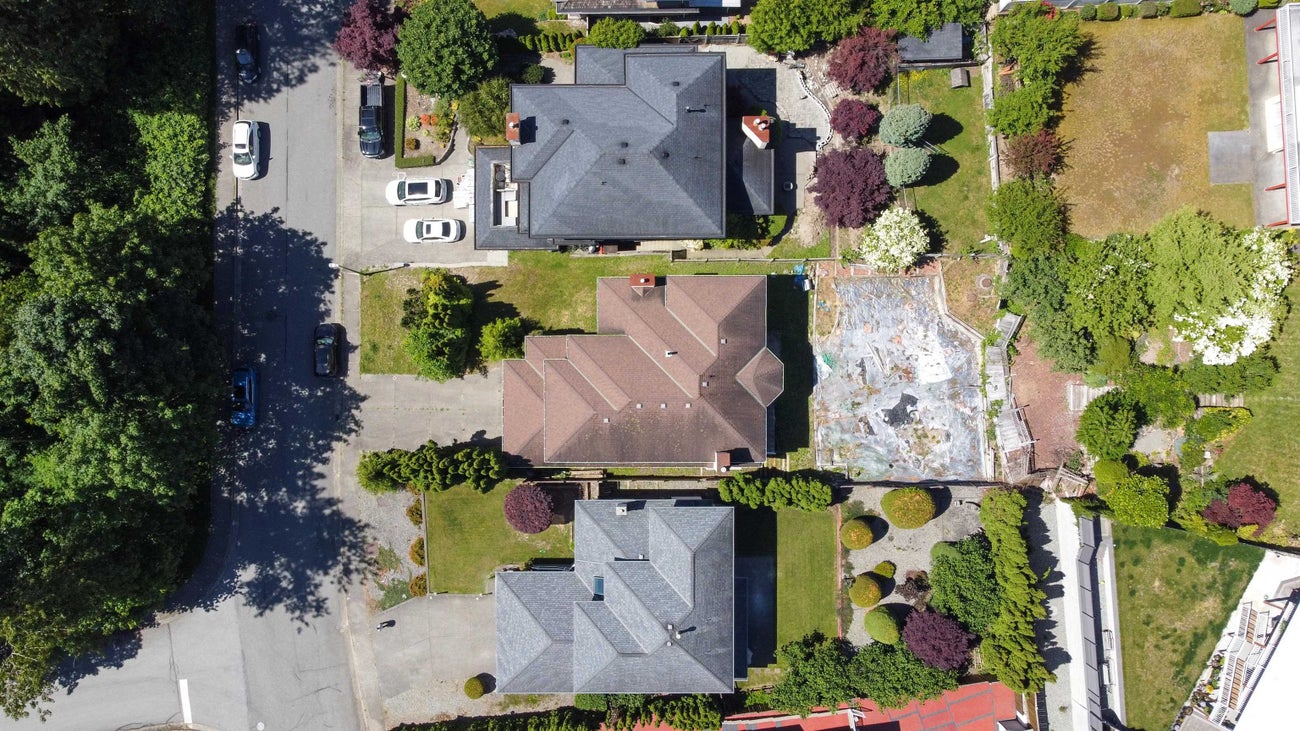 2267 Sorrento Drive - Coquitlam East Single Family Residence for Sale, 5 Bedrooms (R3014473) #5