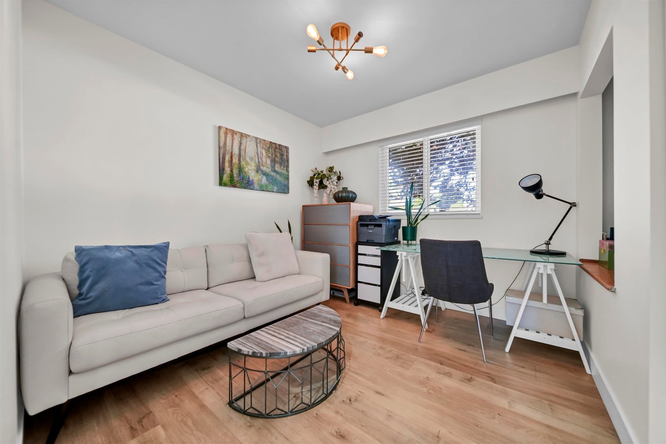 808 Runnymede Avenue - Coquitlam West Single Family Residence for Sale, 6 Bedrooms (R3015052) #13