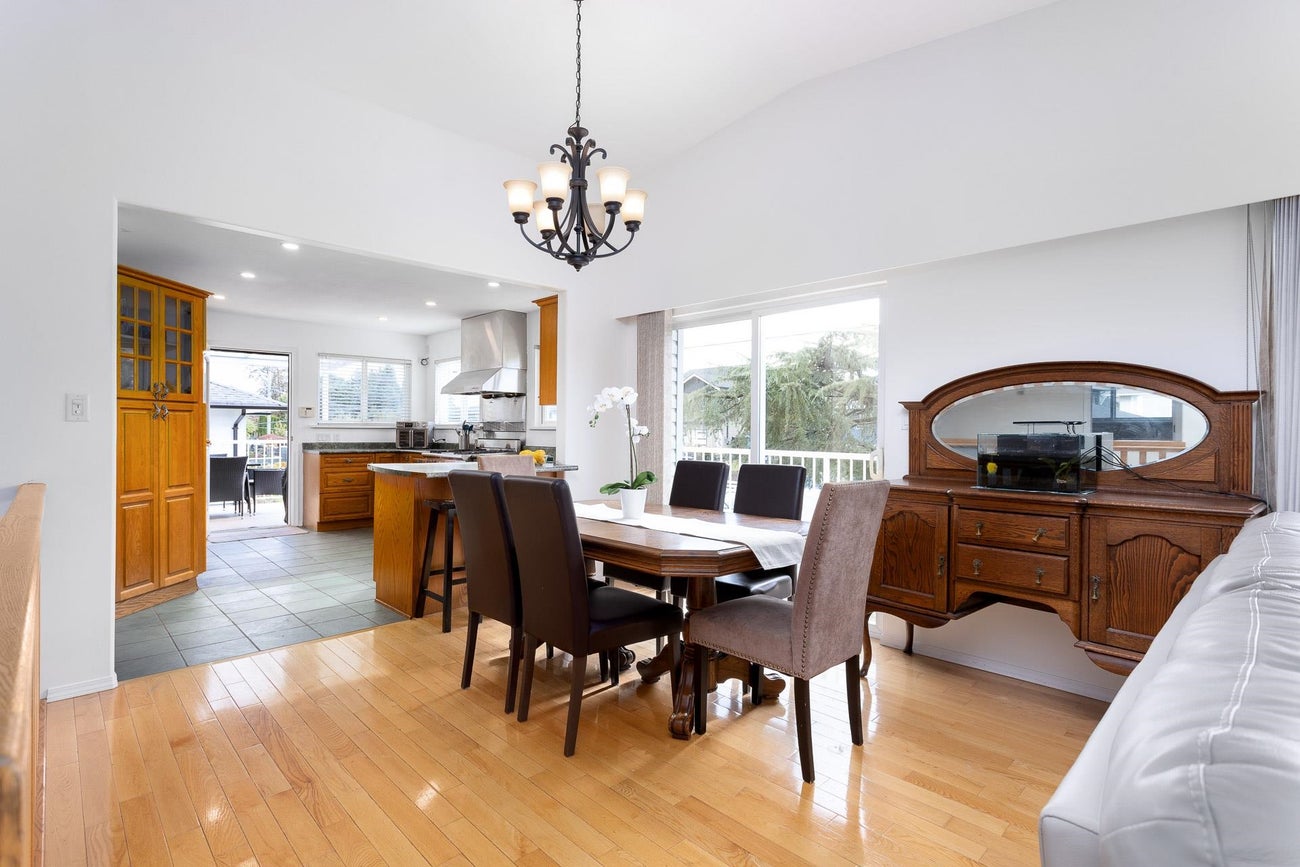 1415 Cornell Avenue - Central Coquitlam Single Family Residence for Sale, 4 Bedrooms (R3015336) #12