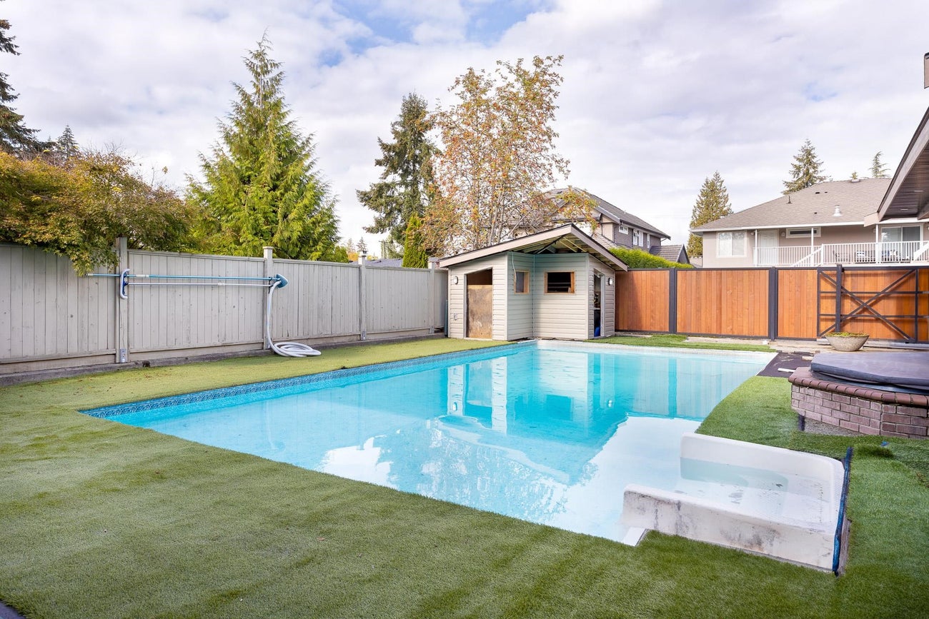 1415 Cornell Avenue - Central Coquitlam Single Family Residence for Sale, 4 Bedrooms (R3015336) #38