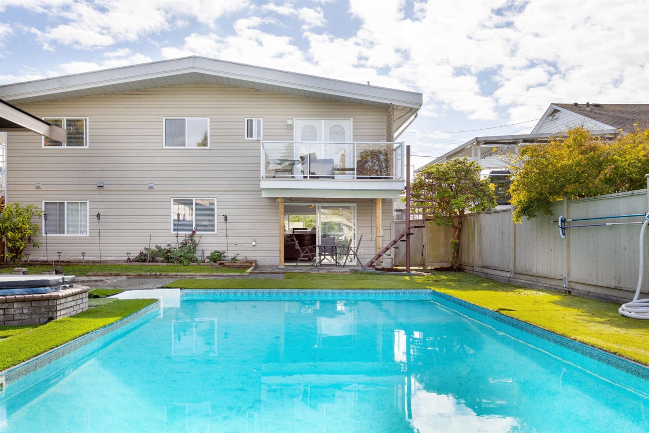 1415 Cornell Avenue - Central Coquitlam Single Family Residence for Sale, 4 Bedrooms (R3015336) #40