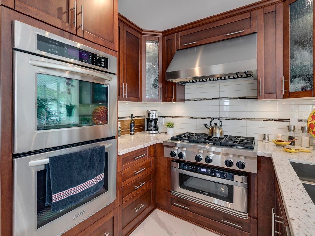 491 Midvale Street - Central Coquitlam Single Family Residence for Sale, 5 Bedrooms (R3015630)# - 16