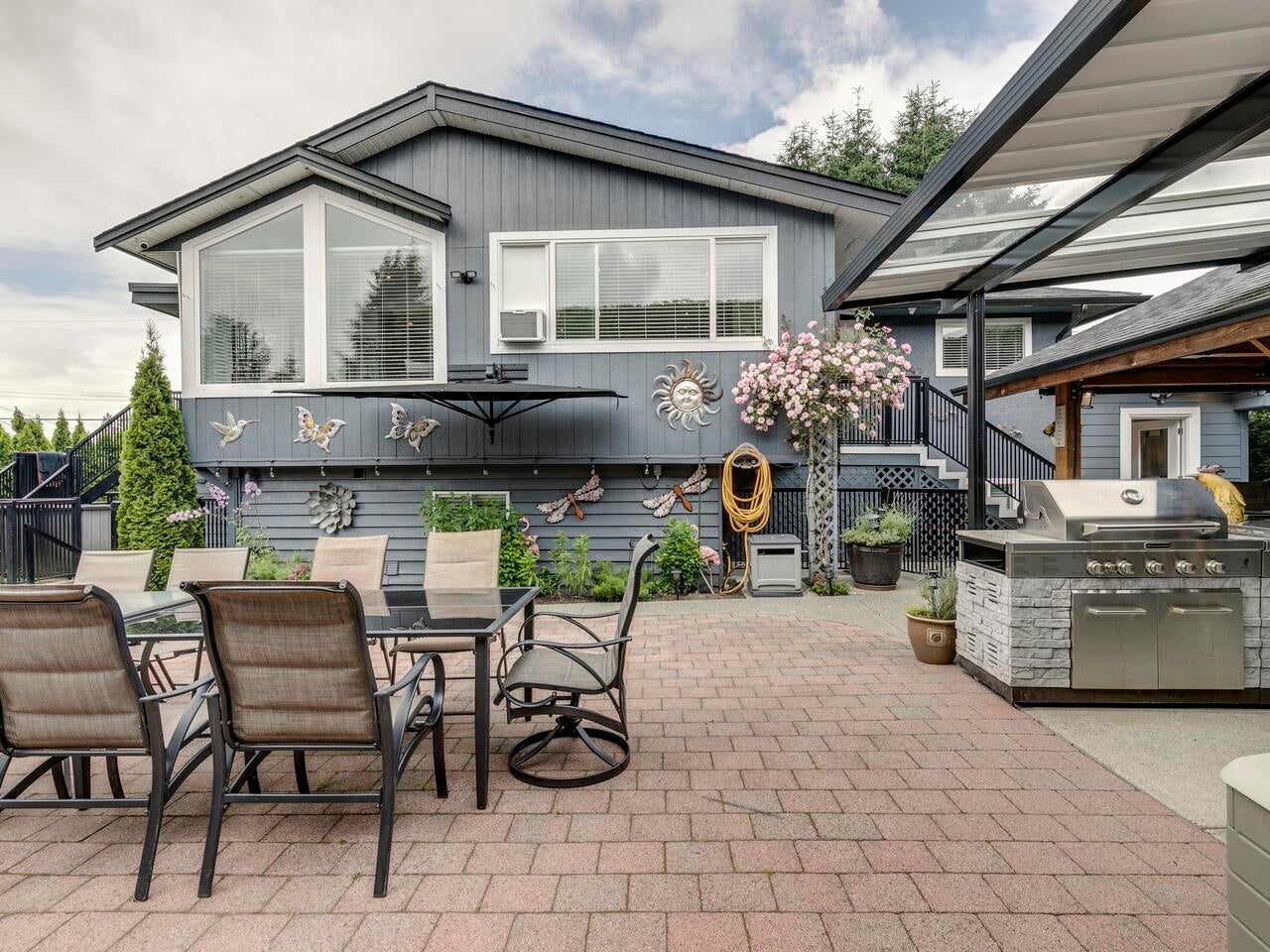 491 Midvale Street - Central Coquitlam Single Family Residence for Sale, 5 Bedrooms (R3015630)# - 1