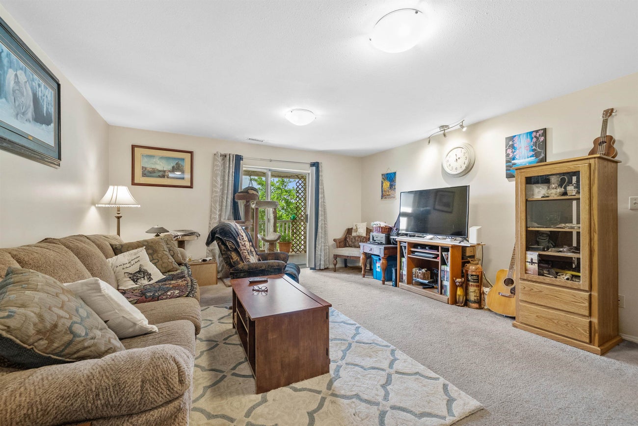 240 Montgomery Street - Central Coquitlam Single Family Residence for Sale, 5 Bedrooms (R3015681) #25