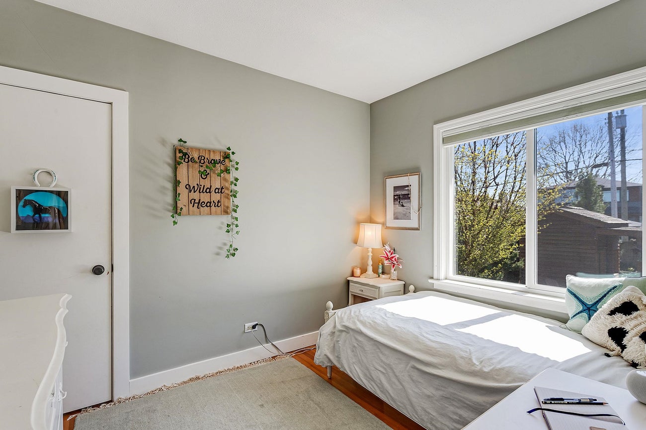 4046 Eton Street - Vancouver Heights Single Family Residence for Sale, 5 Bedrooms (R3015940) #11