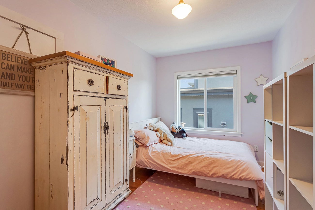 4046 Eton Street - Vancouver Heights Single Family Residence for Sale, 5 Bedrooms (R3015940) #13
