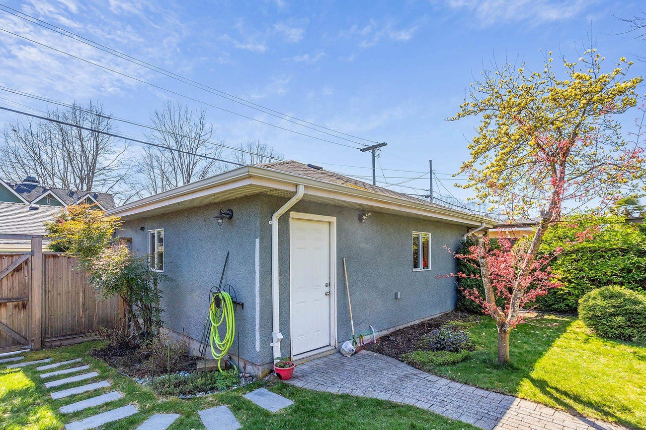 4046 Eton Street - Vancouver Heights Single Family Residence for Sale, 5 Bedrooms (R3015940) #29