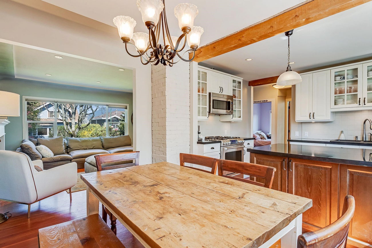 4046 Eton Street - Vancouver Heights Single Family Residence for Sale, 5 Bedrooms (R3015940) #9