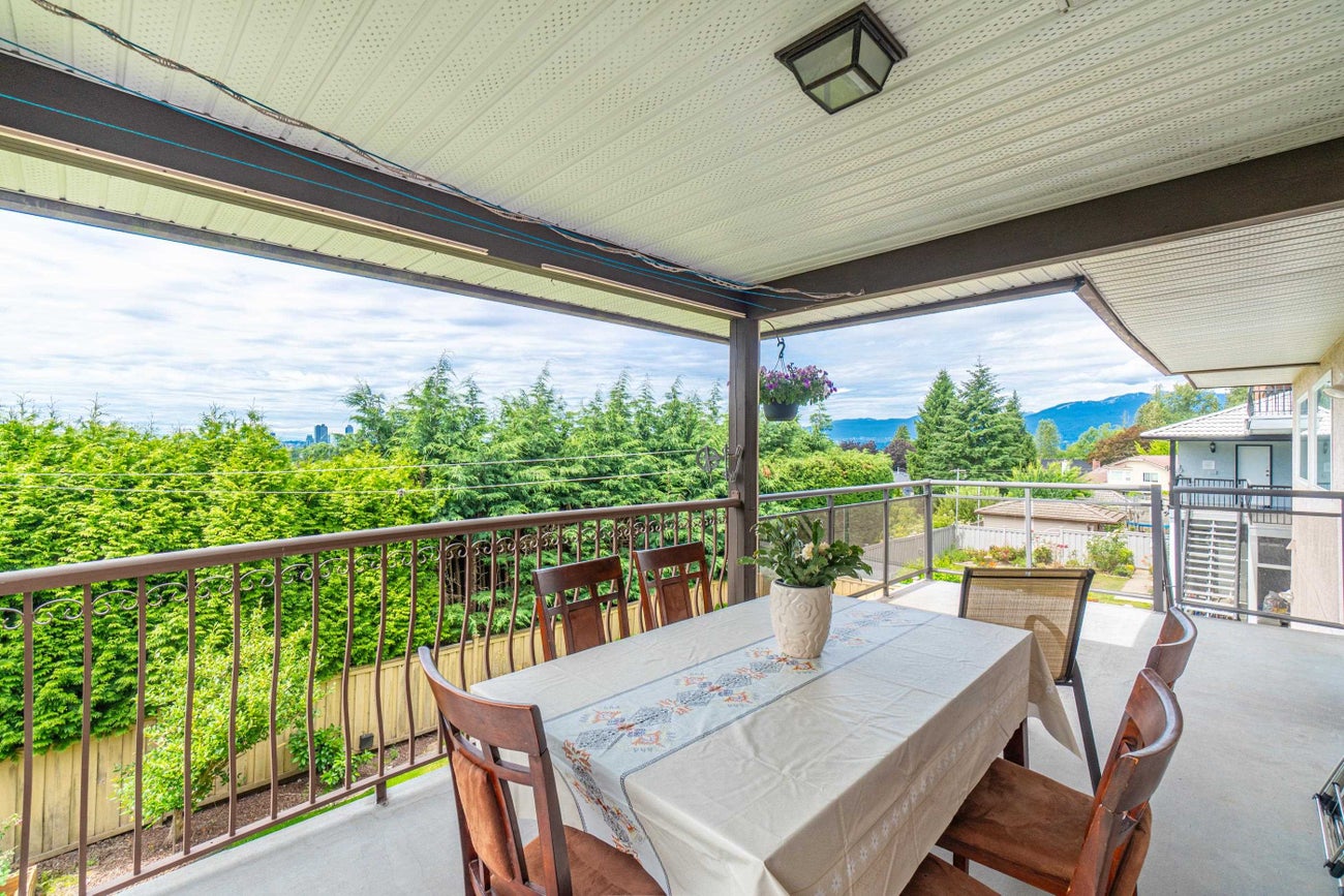 7378 Union Street - Simon Fraser Univer. Single Family Residence for Sale, 7 Bedrooms (R3016578) #18