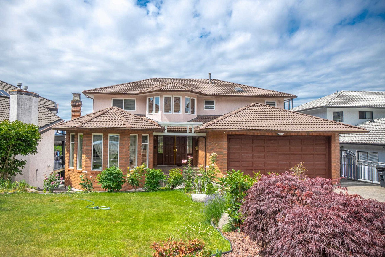 7378 Union Street - Simon Fraser Univer. Single Family Residence for Sale, 7 Bedrooms (R3016578) #1