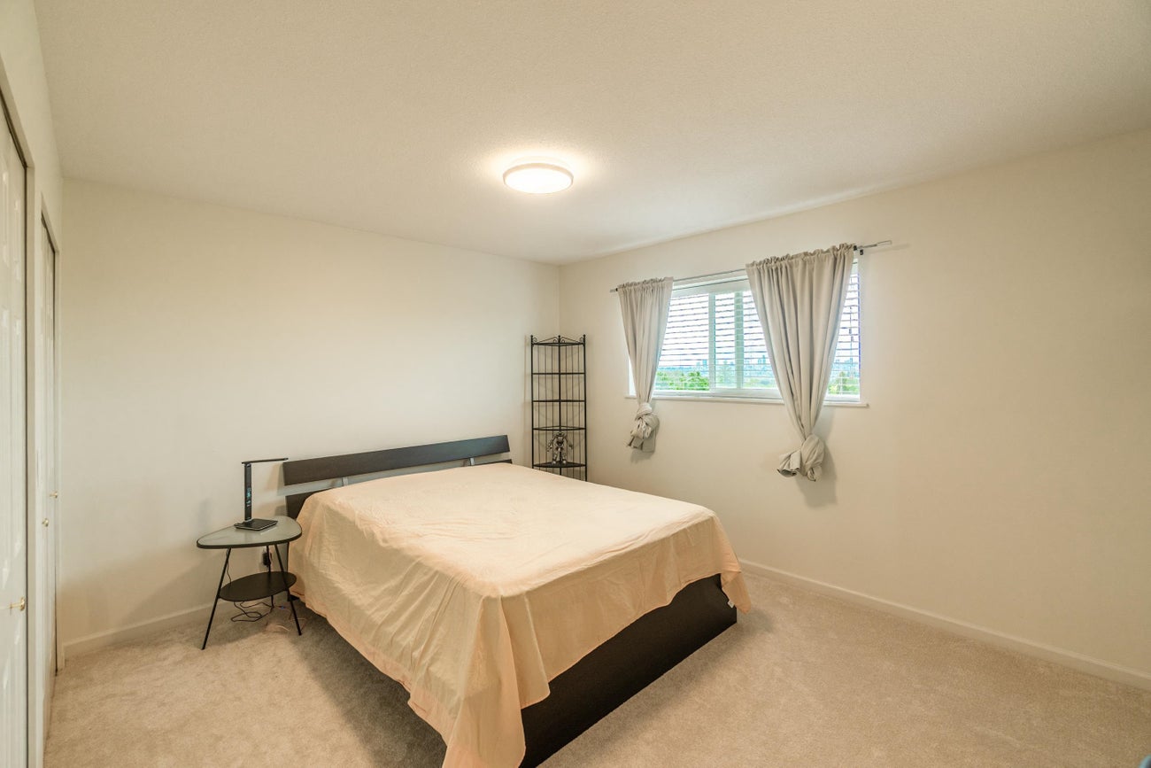 7378 Union Street - Simon Fraser Univer. Single Family Residence for Sale, 7 Bedrooms (R3016578) #31