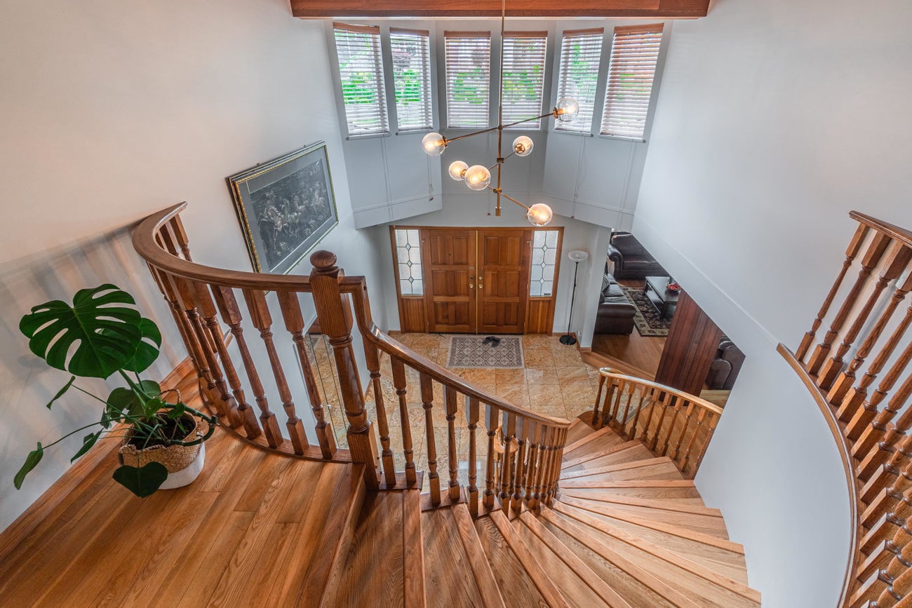 7378 Union Street - Simon Fraser Univer. Single Family Residence for Sale, 7 Bedrooms (R3016578) #36