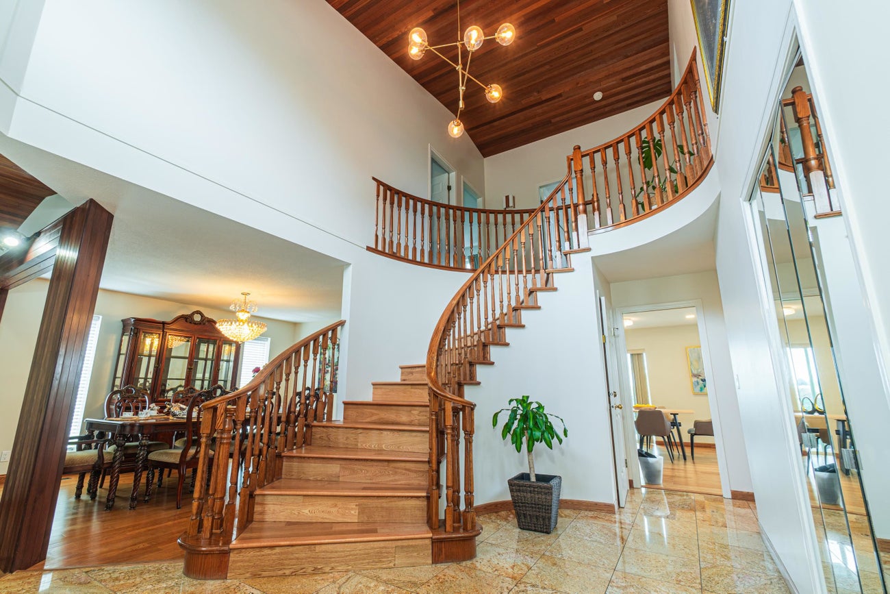 7378 Union Street - Simon Fraser Univer. Single Family Residence for Sale, 7 Bedrooms (R3016578) #5