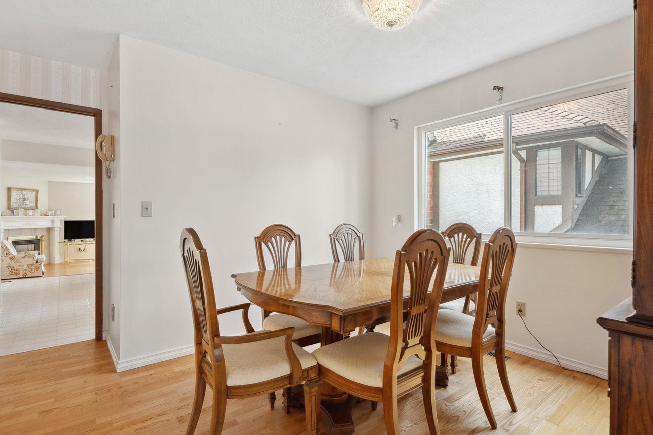722 Foster Avenue - Coquitlam West Single Family Residence for Sale, 5 Bedrooms (R3017179) #14