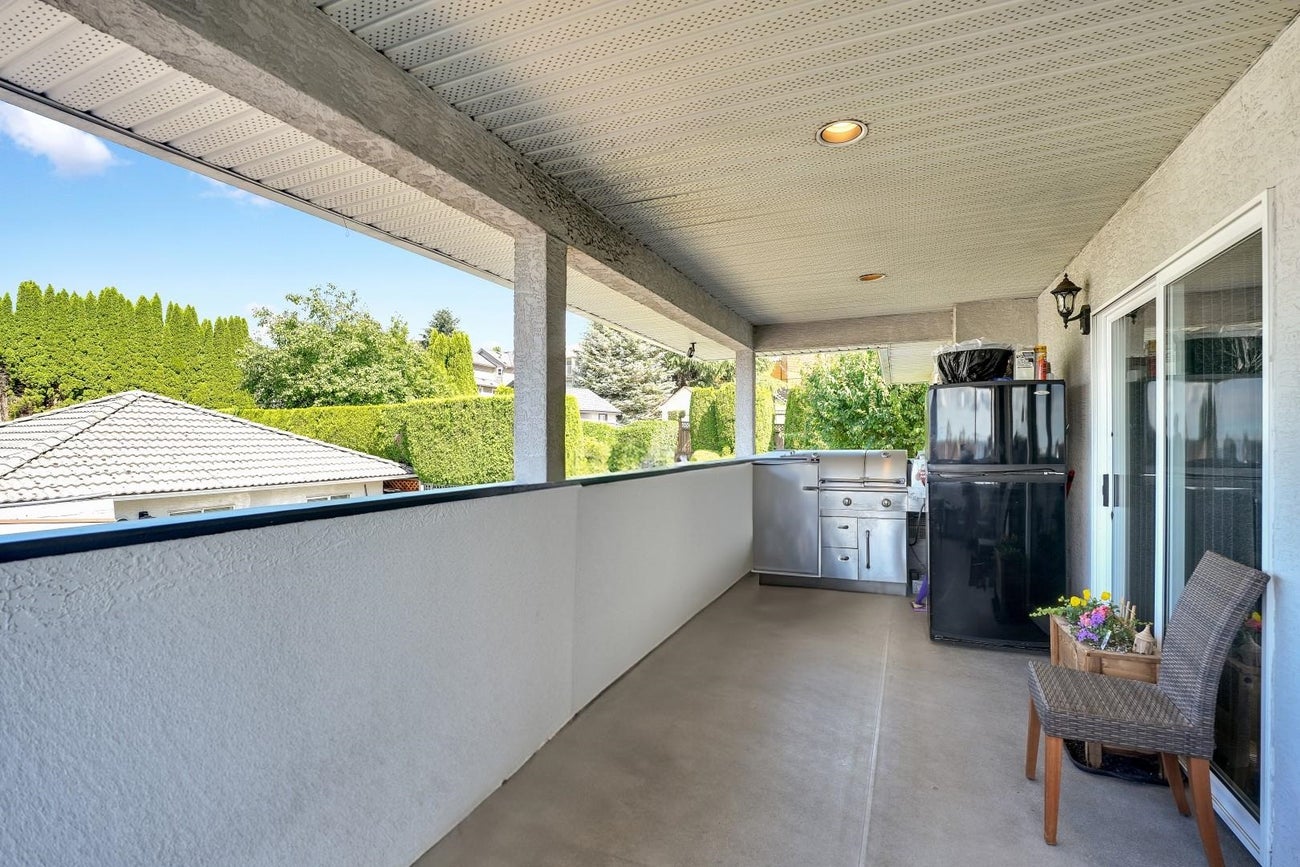306 Marmont Street - Maillardville Single Family Residence for Sale, 8 Bedrooms (R3017200) #4