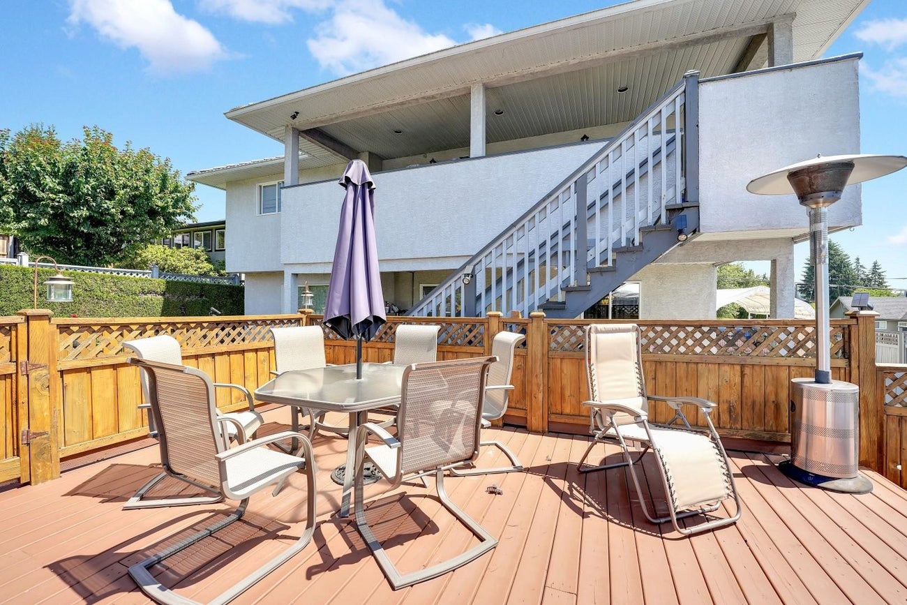 306 Marmont Street - Maillardville Single Family Residence for Sale, 8 Bedrooms (R3017200) #9