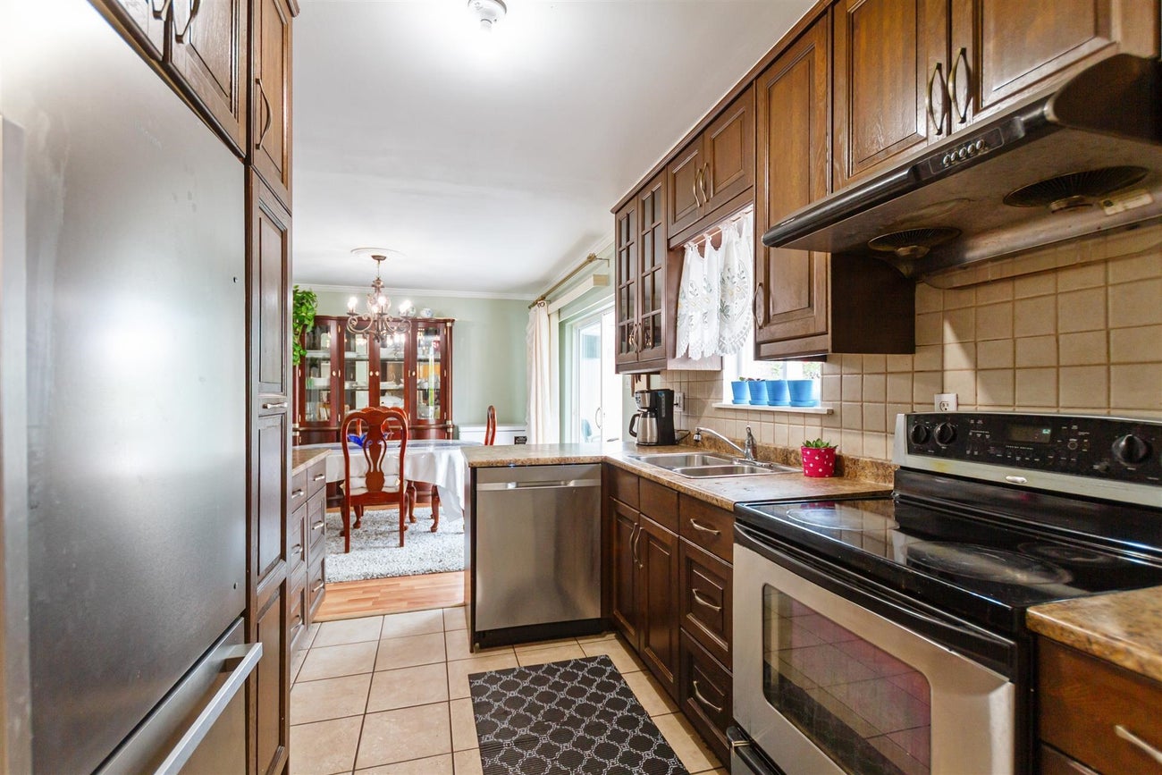1060 Rochester Avenue - Maillardville Single Family Residence for Sale, 7 Bedrooms (R3017238) #11