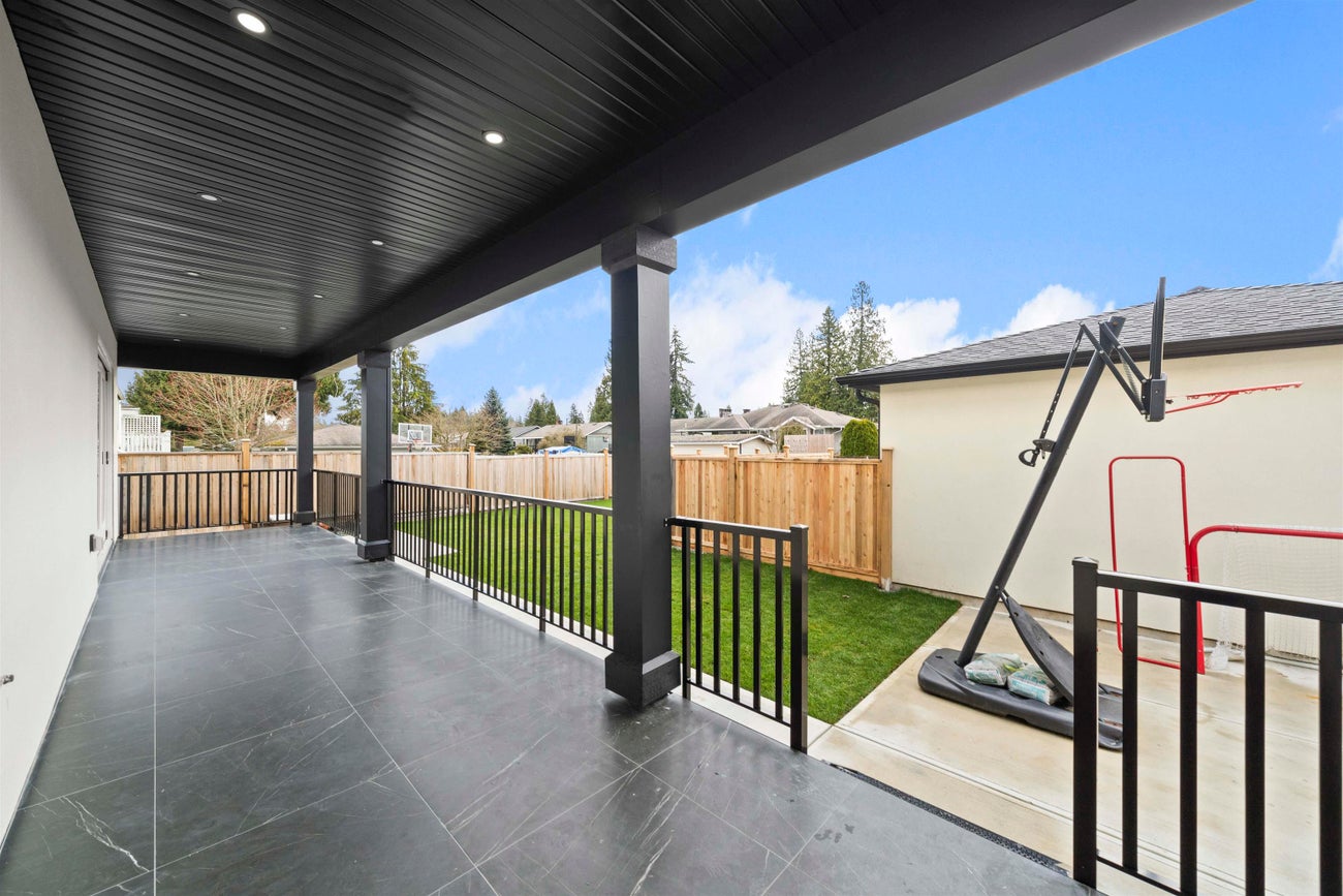 1054 Smith Avenue - Central Coquitlam Single Family Residence for Sale, 7 Bedrooms (R3017281) #34