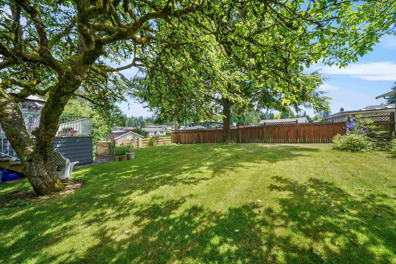 760 Runnymede Avenue - Coquitlam West Single Family Residence for Sale, 5 Bedrooms (R3017398) #26
