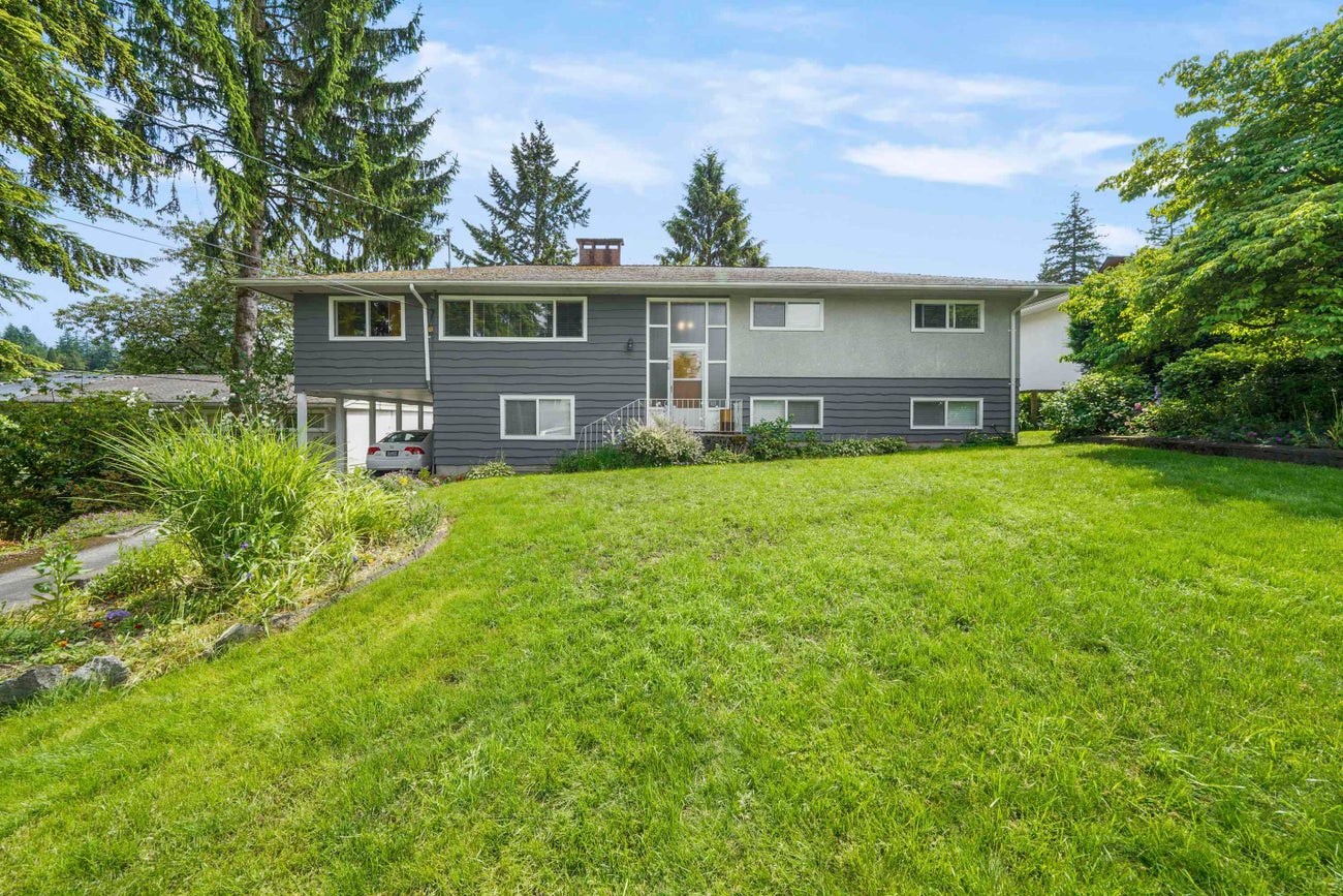 760 Runnymede Avenue - Coquitlam West Single Family Residence for Sale, 5 Bedrooms (R3017398) #2