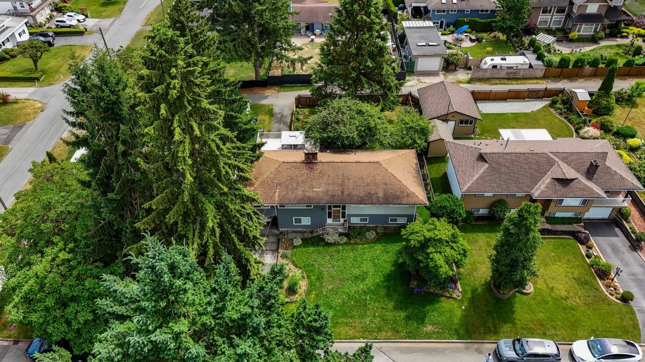 760 Runnymede Avenue - Coquitlam West Single Family Residence for Sale, 5 Bedrooms (R3017398) #4