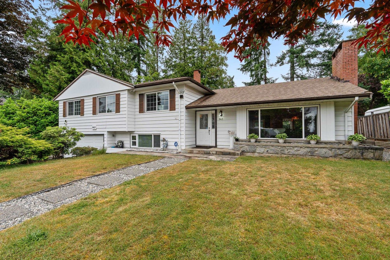 943 Dennison Avenue - Coquitlam West Single Family Residence for Sale, 7 Bedrooms (R3018544) #2