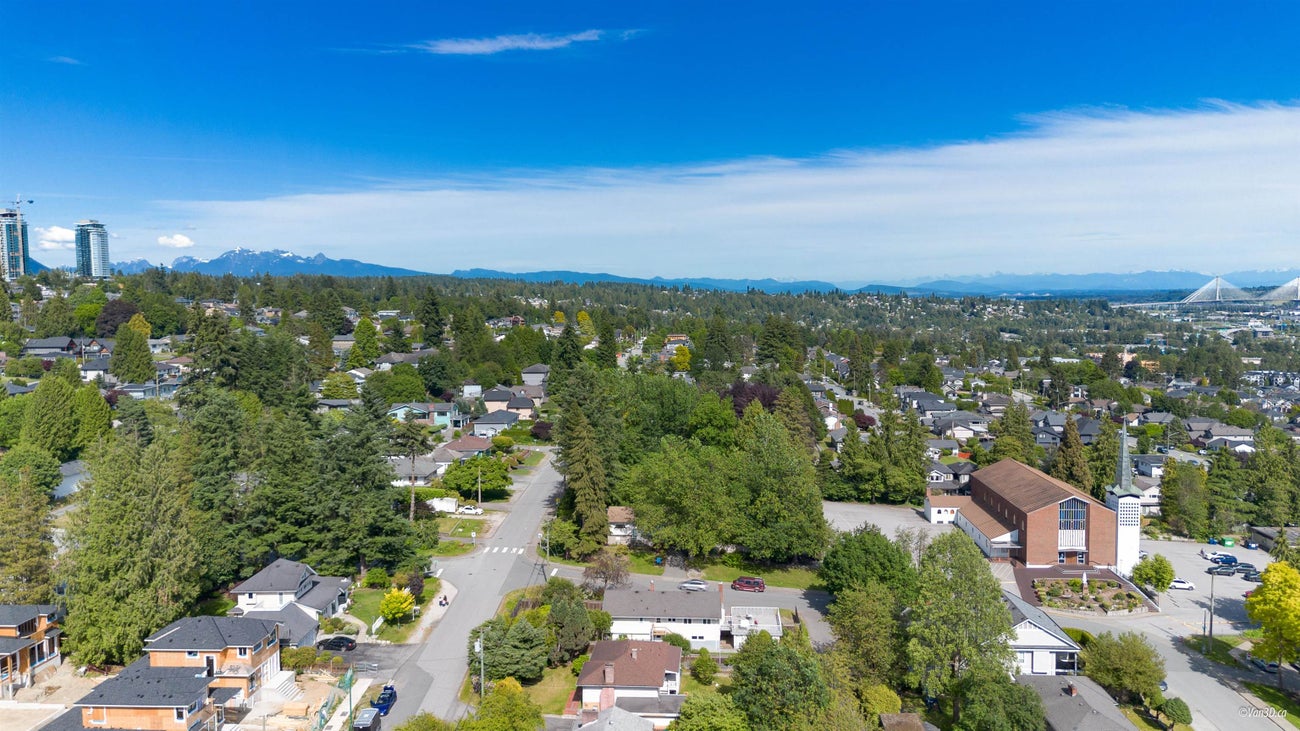 762 Edgar Avenue - Coquitlam West Single Family Residence for Sale, 3 Bedrooms (R3018572) #15