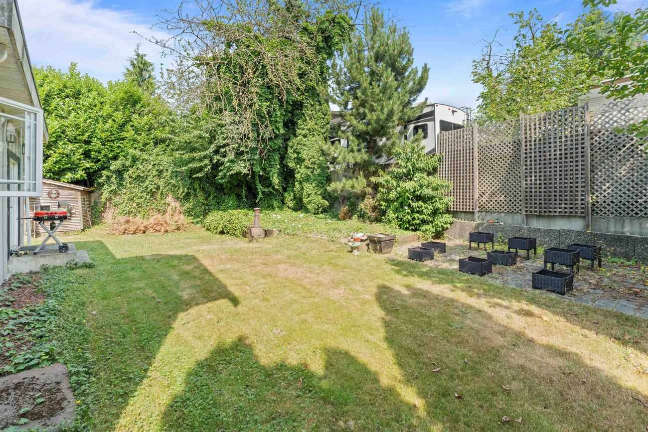 316 Laval Square - Maillardville Single Family Residence for Sale, 5 Bedrooms (R3018761) #12