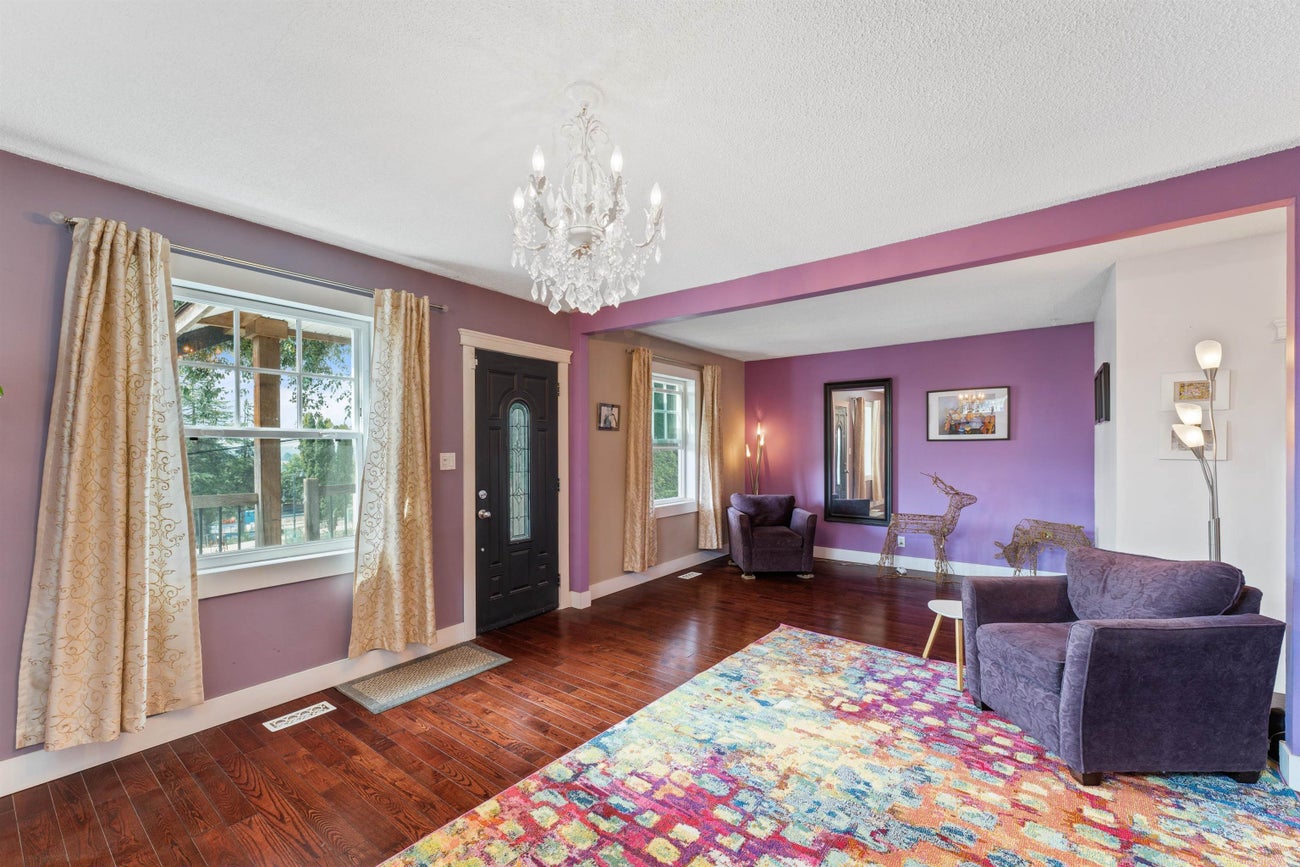 316 Laval Square - Maillardville Single Family Residence for Sale, 5 Bedrooms (R3018761)# - 3