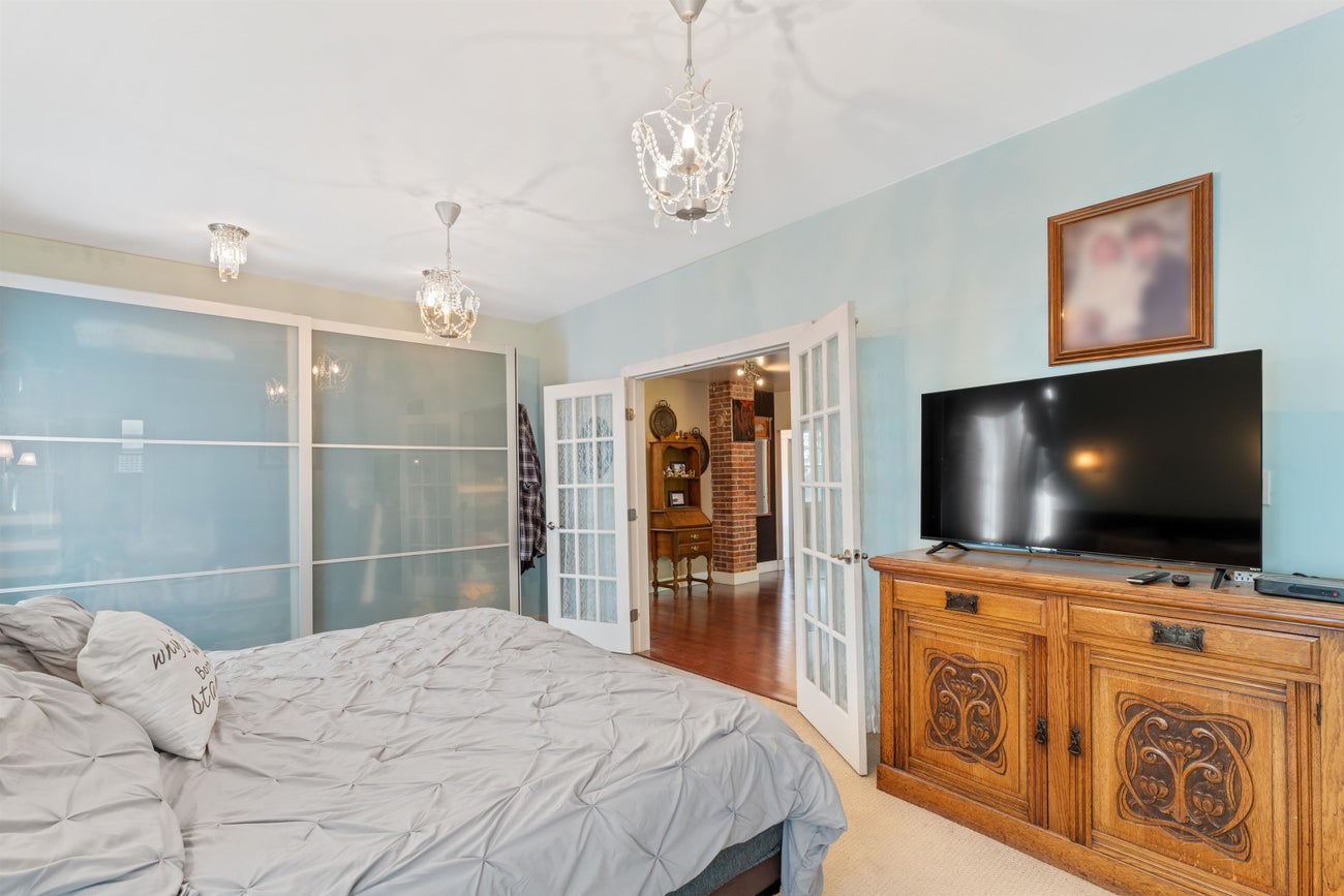 316 Laval Square - Maillardville Single Family Residence for Sale, 5 Bedrooms (R3018761) #9