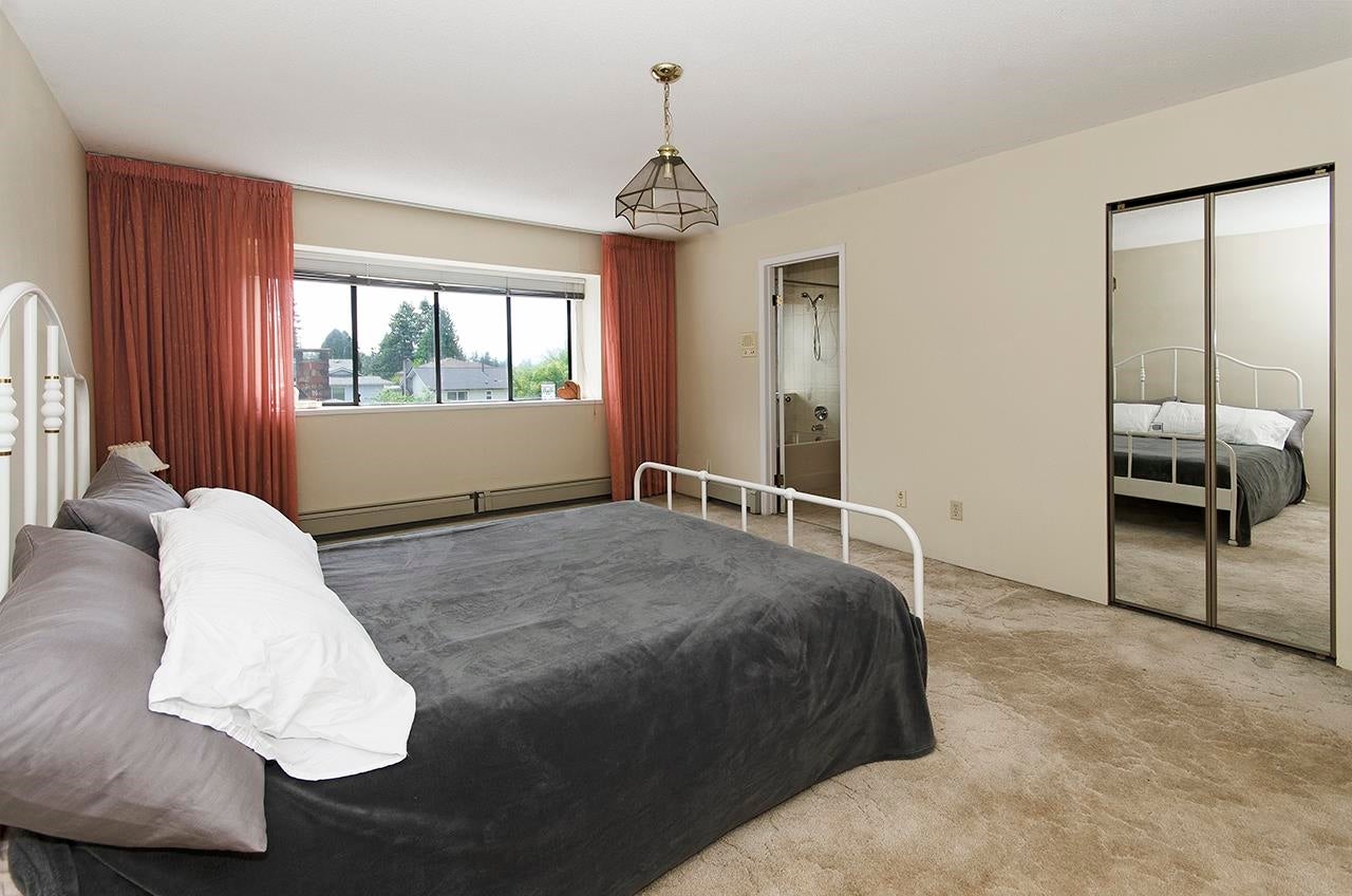 718 Foster Avenue - Coquitlam West Single Family Residence for Sale, 3 Bedrooms (R3019454) #24