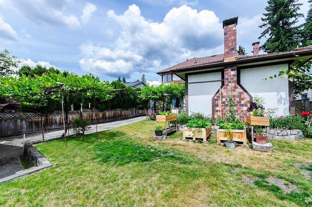 718 Foster Avenue - Coquitlam West Single Family Residence for Sale, 3 Bedrooms (R3019454) #37