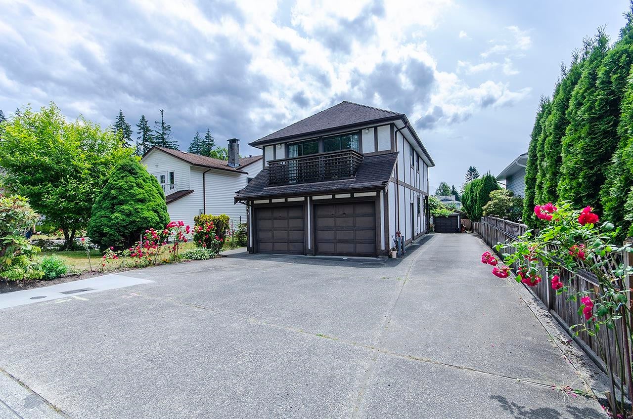 718 Foster Avenue - Coquitlam West Single Family Residence for Sale, 3 Bedrooms (R3019454) #3