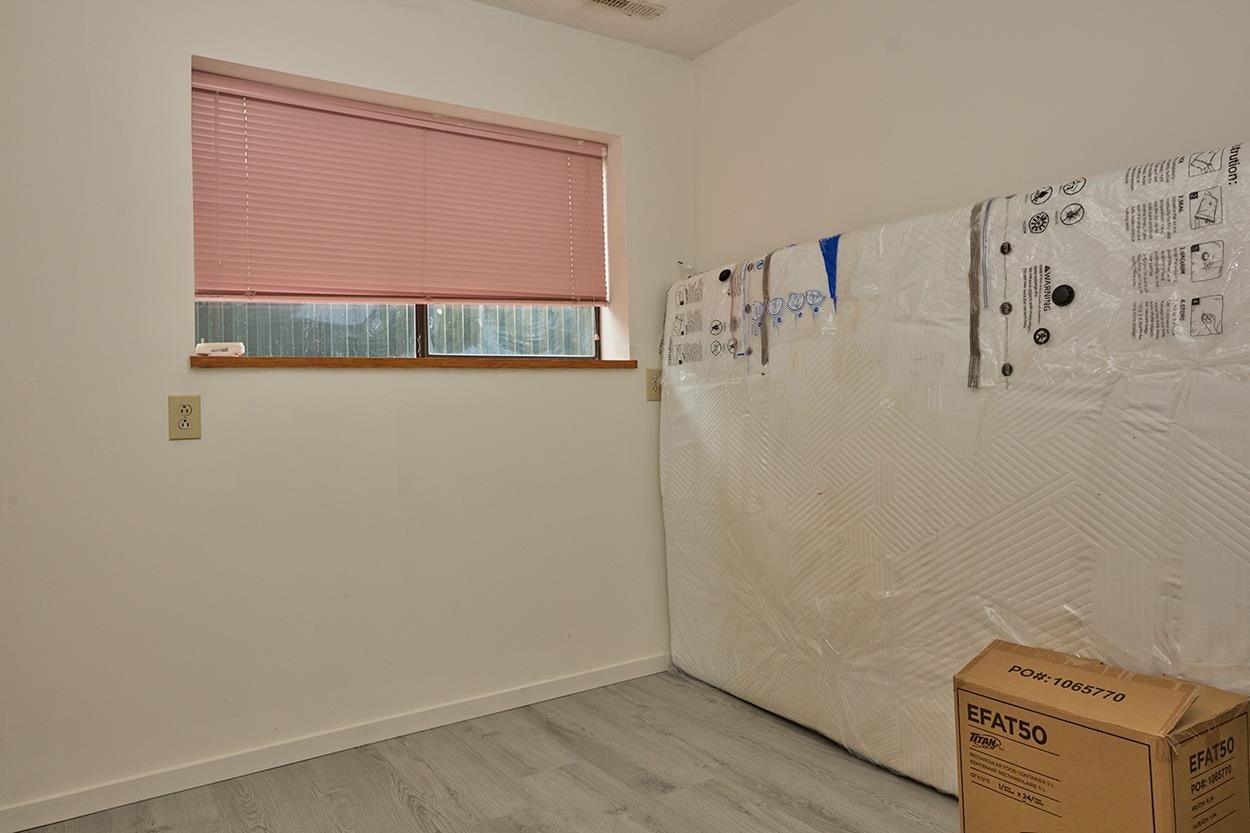 4240 Dundas Street - Vancouver Heights Single Family Residence for Sale, 5 Bedrooms (R3019705)# - 21