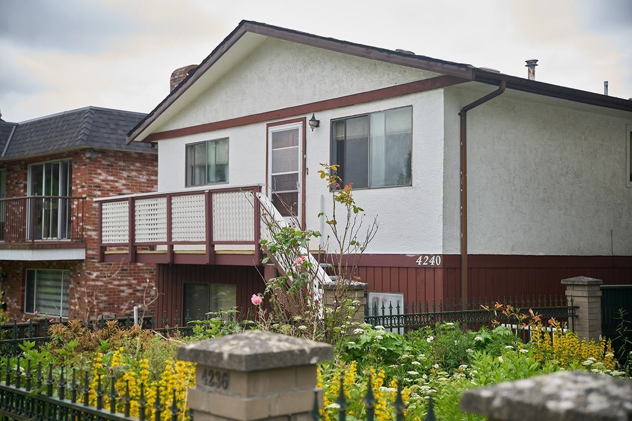 4240 Dundas Street - Vancouver Heights Single Family Residence for Sale, 5 Bedrooms (R3019705)# - 25