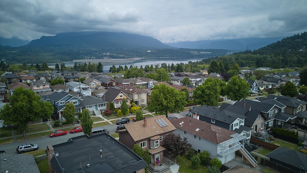 4240 Dundas Street - Vancouver Heights Single Family Residence for Sale, 5 Bedrooms (R3019705)# - 39