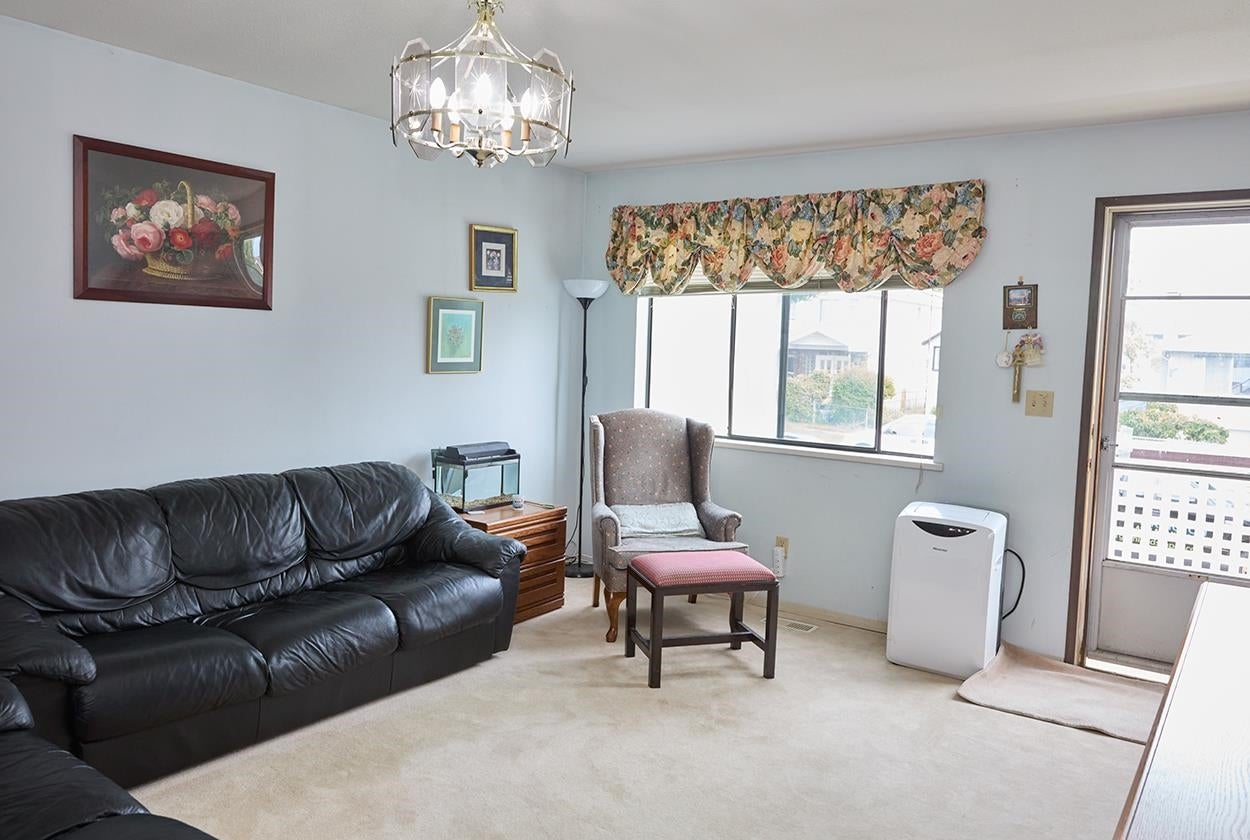 4240 Dundas Street - Vancouver Heights Single Family Residence for Sale, 5 Bedrooms (R3019705) #3