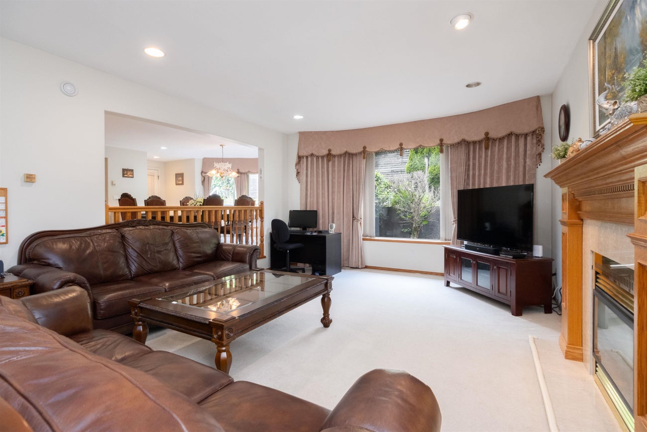 2248 Sicamous Avenue - Coquitlam East Single Family Residence for Sale, 7 Bedrooms (R3020189) #13