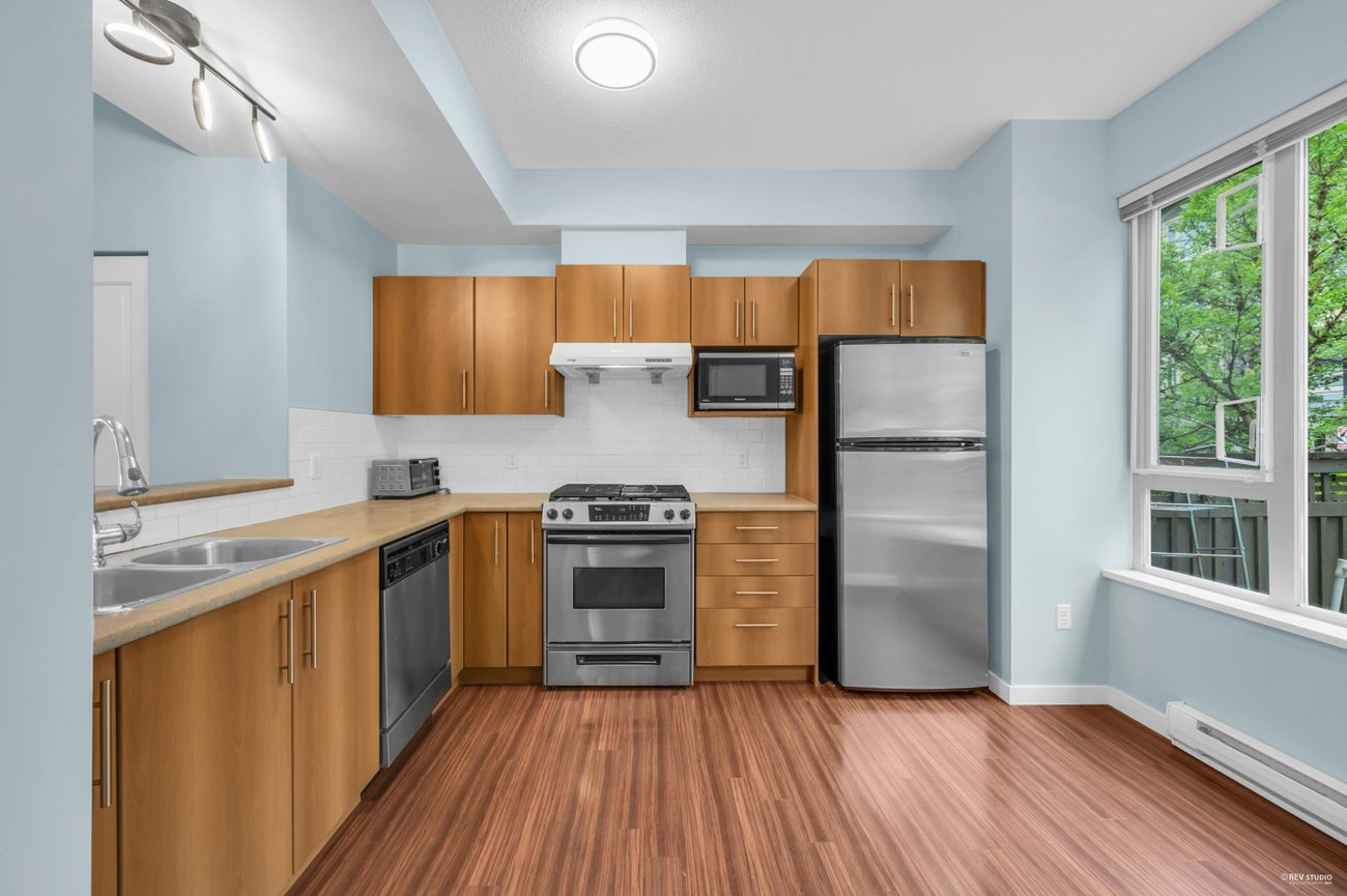 51 - 9229 University Crescent - Simon Fraser Univer. Townhouse for Sale, 2 Bedrooms (R3020372) #7