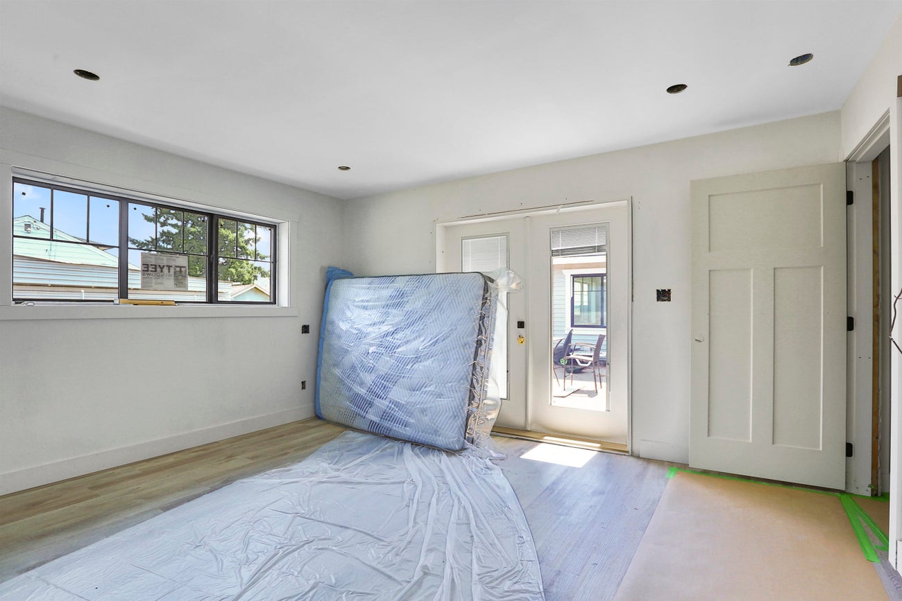 201 Finnigan Street - Central Coquitlam Single Family Residence for Sale, 5 Bedrooms (R3020642) #24