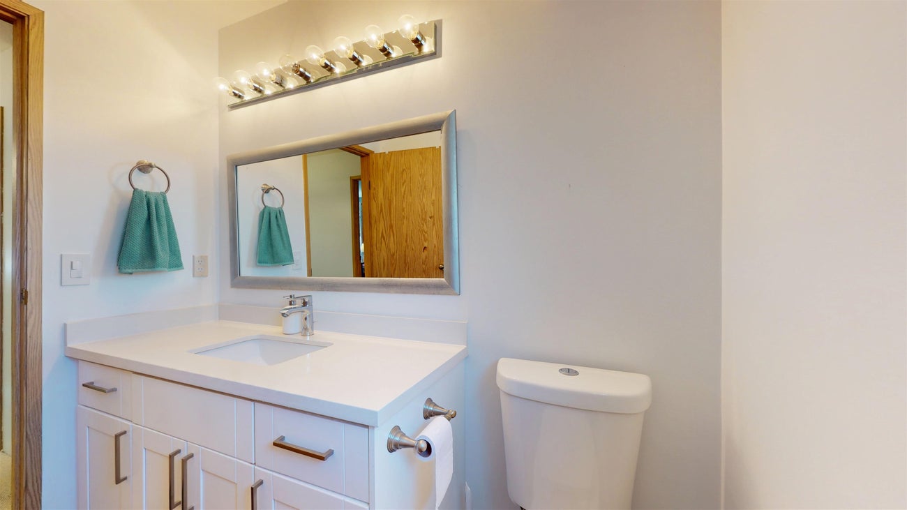 2983 Walton Avenue - Canyon Springs Single Family Residence for Sale, 3 Bedrooms (R3021907)# - 20