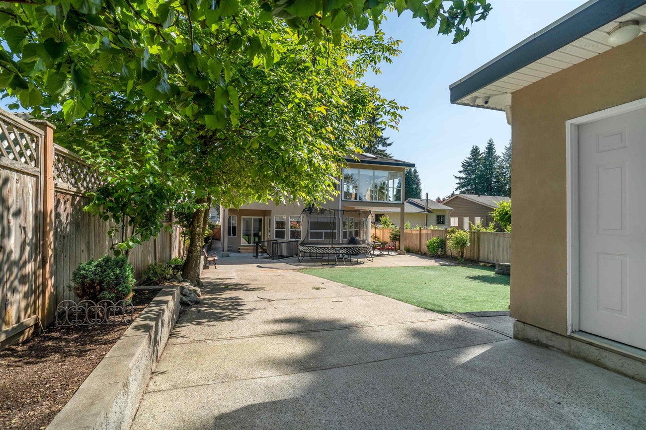 639 Chapman Avenue - Coquitlam West Single Family Residence for Sale, 6 Bedrooms (R3022207) #35