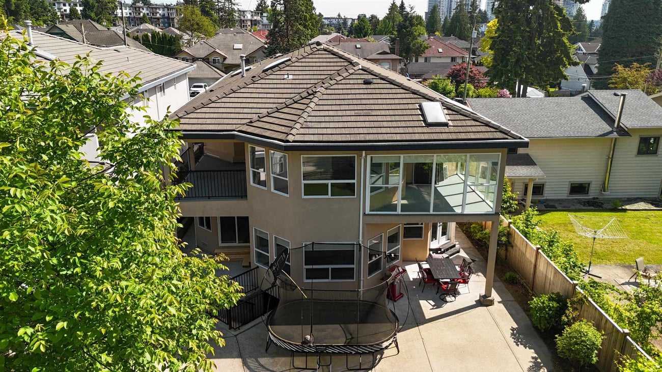 639 Chapman Avenue - Coquitlam West Single Family Residence for Sale, 6 Bedrooms (R3022207) #36