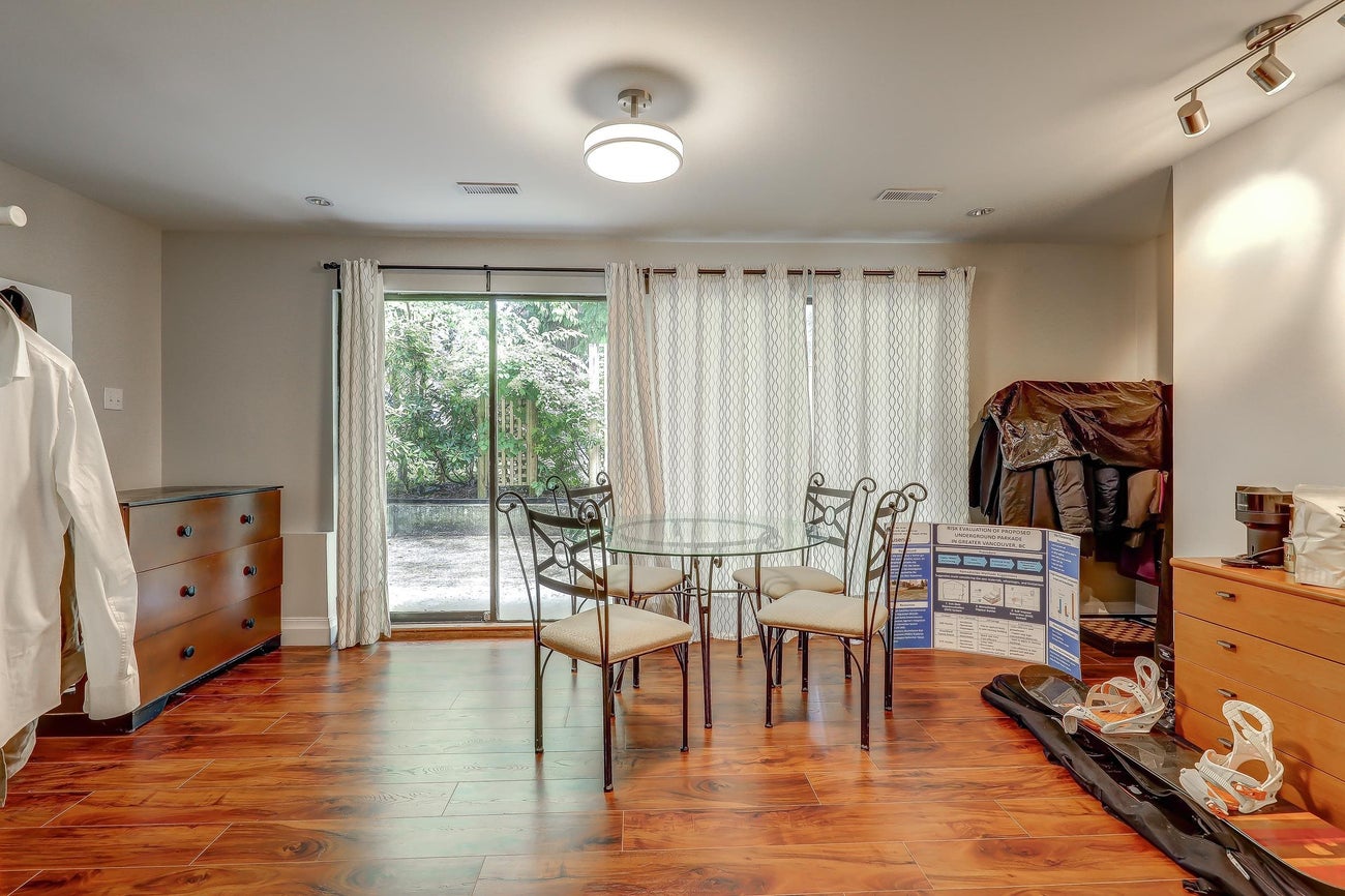 512 Mentmore Street - Coquitlam West Single Family Residence for Sale, 5 Bedrooms (R3023659) #26