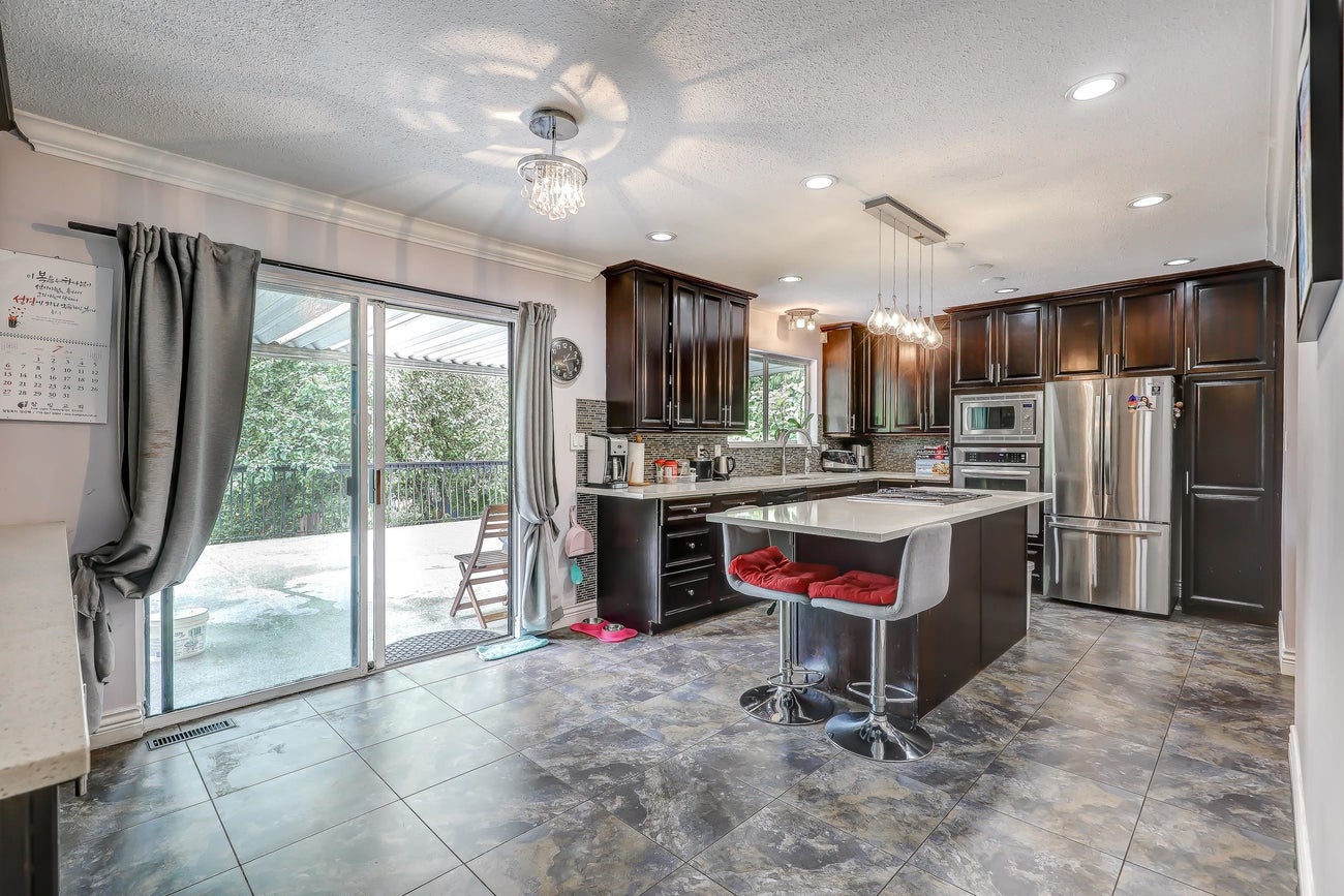 512 Mentmore Street - Coquitlam West Single Family Residence for Sale, 5 Bedrooms (R3023659) #6