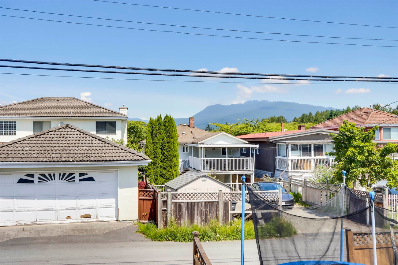 4449 Dundas Street - Vancouver Heights Single Family Residence for Sale, 4 Bedrooms (R3023696) #20
