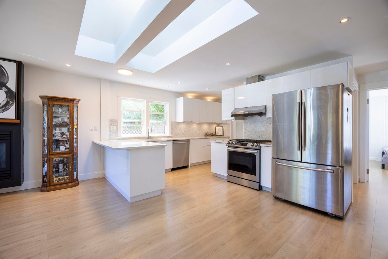 931 Sperling Avenue - Sperling-Duthie Single Family Residence for Sale, 3 Bedrooms (R3024673) #8